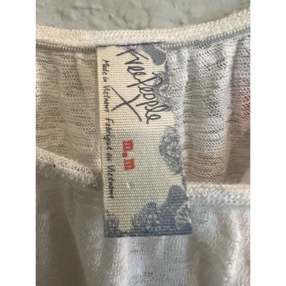 Free People Womens M Eyelet Peasant Boho Cutouts Tie Sleeve Top medium 418 - Picture 5 of 5